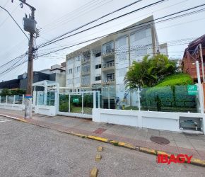 Apartamento no Bairro Coqueiros em Florianópolis com 3 Dormitórios e 115.39 m² - 121776