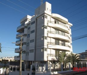 Apartamento no Bairro Coqueiros em Florianópolis com 1 Dormitórios e 70 m² - 108496