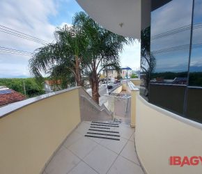 Apartamento no Bairro Costeira do Pirajubaé em Florianópolis com 2 Dormitórios (1 suíte) e 64.98 m² - 102797