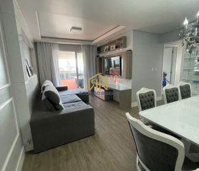 Apartamento no Bairro Estreito em Florianópolis com 3 Dormitórios (1 suíte) - A3324