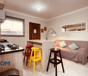 Apartamento no Bairro Ingleses em Florianópolis com 2 Dormitórios (1 suíte) e 78 m² - GD0049