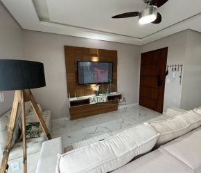 Apartamento no Bairro Ingleses em Florianópolis com 3 Dormitórios (1 suíte) e 145 m² - CO0251