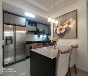 Apartamento no Bairro Ingleses em Florianópolis com 2 Dormitórios (1 suíte) e 60 m² - AP1308