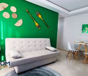 Apartamento no Bairro Ingleses em Florianópolis com 2 Dormitórios (1 suíte) e 64 m² - AP1570