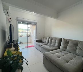Apartamento no Bairro Ingleses em Florianópolis com 2 Dormitórios (1 suíte) e 68 m² - 599