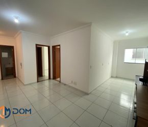 Apartamento no Bairro Ingleses em Florianópolis com 2 Dormitórios (1 suíte) e 62 m² - 1028