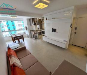 Apartamento no Bairro Ingleses em Florianópolis com 2 Dormitórios (2 suítes) e 77 m² - AP2268