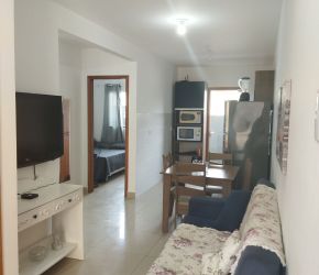 Apartamento no Bairro Ingleses em Florianópolis com 2 Dormitórios (1 suíte) e 65 m² - 1223