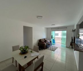 Apartamento no Bairro Ingleses em Florianópolis com 3 Dormitórios (1 suíte) - 467223