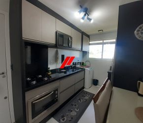 Apartamento no Bairro Ingleses em Florianópolis com 2 Dormitórios (1 suíte) e 60 m² - AP02694L