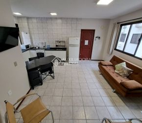Apartamento no Bairro Ingleses em Florianópolis com 2 Dormitórios - 462006