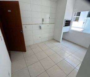 Apartamento no Bairro Ingleses em Florianópolis com 2 Dormitórios e 50 m² - AP2375
