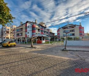 Apartamento no Bairro Ingleses em Florianópolis com 2 Dormitórios e 54.59 m² - 123636