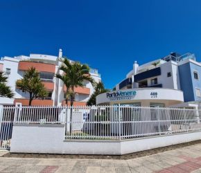 Apartamento no Bairro Ingleses em Florianópolis com 3 Dormitórios (1 suíte) - 12004