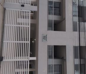 Apartamento no Bairro Ingleses em Florianópolis com 3 Dormitórios (1 suíte) e 150 m² - CKVAEE