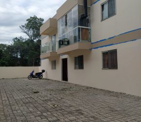 Apartamento no Bairro Ingleses em Florianópolis com 2 Dormitórios - 200