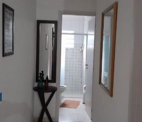 Apartamento no Bairro Ingleses em Florianópolis com 2 Dormitórios e 51 m² - AP1317