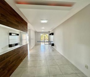 Apartamento no Bairro Itacorubí em Florianópolis com 2 Dormitórios (1 suíte) - A2410