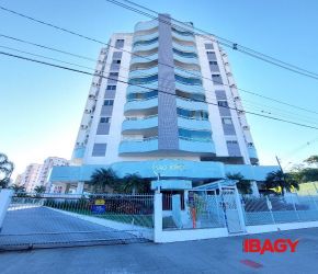 Apartamento no Bairro Itacorubí em Florianópolis com 4 Dormitórios (1 suíte) e 125 m² - 123661