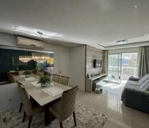 Apartamento no Bairro Itacorubí em Florianópolis com 3 Dormitórios (1 suíte) - 558480