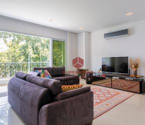 Apartamento no Bairro Jurerê em Florianópolis com 3 Dormitórios (3 suítes) e 159 m² - AP2610