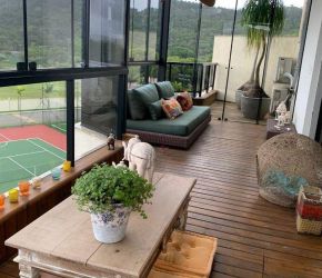 Apartamento no Bairro Jurerê Internacional em Florianópolis com 4 Dormitórios (4 suítes) e 207 m² - CO0010