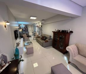Apartamento no Bairro Jurerê Internacional em Florianópolis com 3 Dormitórios (1 suíte) - 477439