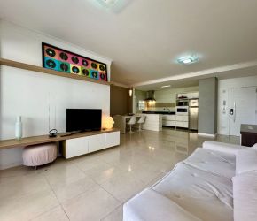 Apartamento no Bairro Jurerê Internacional em Florianópolis com 3 Dormitórios (3 suítes) e 127 m² - AP0481