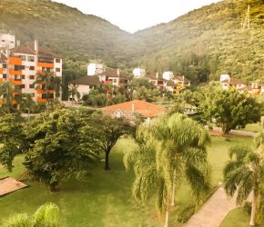 Apartamento no Bairro Monte Verde em Florianópolis com 3 Dormitórios (2 suítes) - 416063
