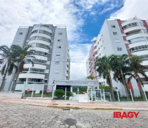 Apartamento no Bairro Pantanal em Florianópolis com 3 Dormitórios (1 suíte) e 88.2 m² - 121355