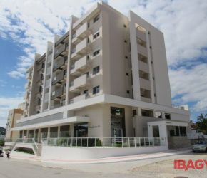 Apartamento no Bairro Pantanal em Florianópolis com 2 Dormitórios (1 suíte) e 73.1 m² - 107260