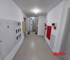 Apartamento no Bairro Pântano do Sul em Florianópolis com 2 Dormitórios (1 suíte) e 90.43 m² - 123605