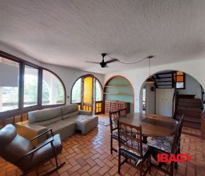 Apartamento no Bairro Praia Brava em Florianópolis com 3 Dormitórios (1 suíte) e 159.9 m² - 122740