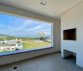 Apartamento no Bairro Saco Grande I em Florianópolis com 3 Dormitórios (1 suíte) - A3383