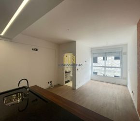 Apartamento no Bairro Trindade em Florianópolis com 1 Dormitórios - LF10