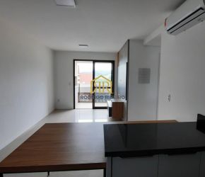 Apartamento no Bairro Trindade em Florianópolis com 2 Dormitórios (1 suíte) - A2079