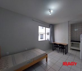 Apartamento no Bairro Trindade em Florianópolis com 1 Dormitórios e 21.81 m² - 105094