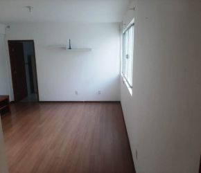 Apartamento no Bairro Trindade em Florianópolis com 3 Dormitórios (1 suíte) - 709444