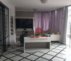 Casa no Bairro Agronômica em Florianópolis com 3 Dormitórios (1 suíte) e 400 m² - CA0951