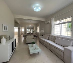 Casa no Bairro Balneário em Florianópolis com 4 Dormitórios (4 suítes) e 280 m² - 20293