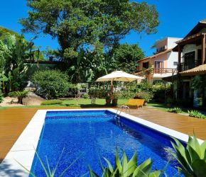 Casa no Bairro Cachoeira do Bom Jesus em Florianópolis com 4 Dormitórios (4 suítes) e 251 m² - 20604