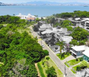 Casa no Bairro Cacupé em Florianópolis com 5 Dormitórios (5 suítes) e 336 m² - CA0267