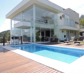 Casa no Bairro Cacupé em Florianópolis com 4 Dormitórios (4 suítes) e 450 m² - 432951