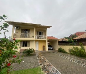 Casa no Bairro Campeche em Florianópolis com 5 Dormitórios (2 suítes) - 452153
