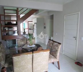 Casa no Bairro Campeche em Florianópolis com 4 Dormitórios (1 suíte) e 170 m² - 424666
