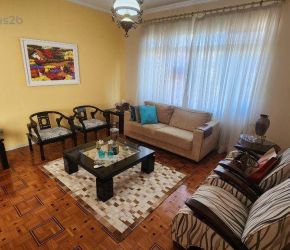 Casa no Bairro Capoeiras em Florianópolis com 5 Dormitórios (2 suítes) e 315 m² - CA0204