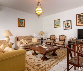 Casa no Bairro Centro em Florianópolis com 5 Dormitórios (4 suítes) - 449071