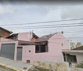 Casa no Bairro Centro em Florianópolis com 3 Dormitórios (1 suíte) - 362805