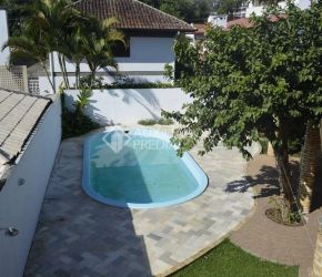 Casa no Bairro Córrego Grande em Florianópolis com 3 Dormitórios (2 suítes) - 364496