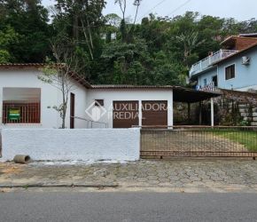 Casa no Bairro Costeira do Pirajubaé em Florianópolis com 3 Dormitórios (1 suíte) - 374228